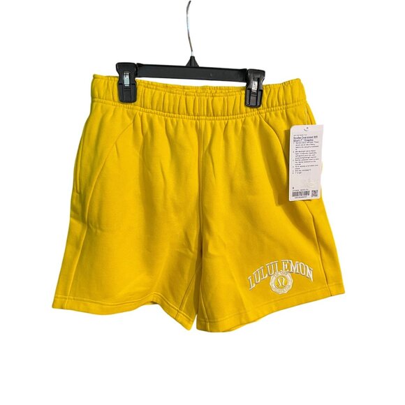 Lululemon Scuba Mid-Rise Oversized Shorts 7" Maize Yellow/Light Ivory Sz S - Picture 1 of 7